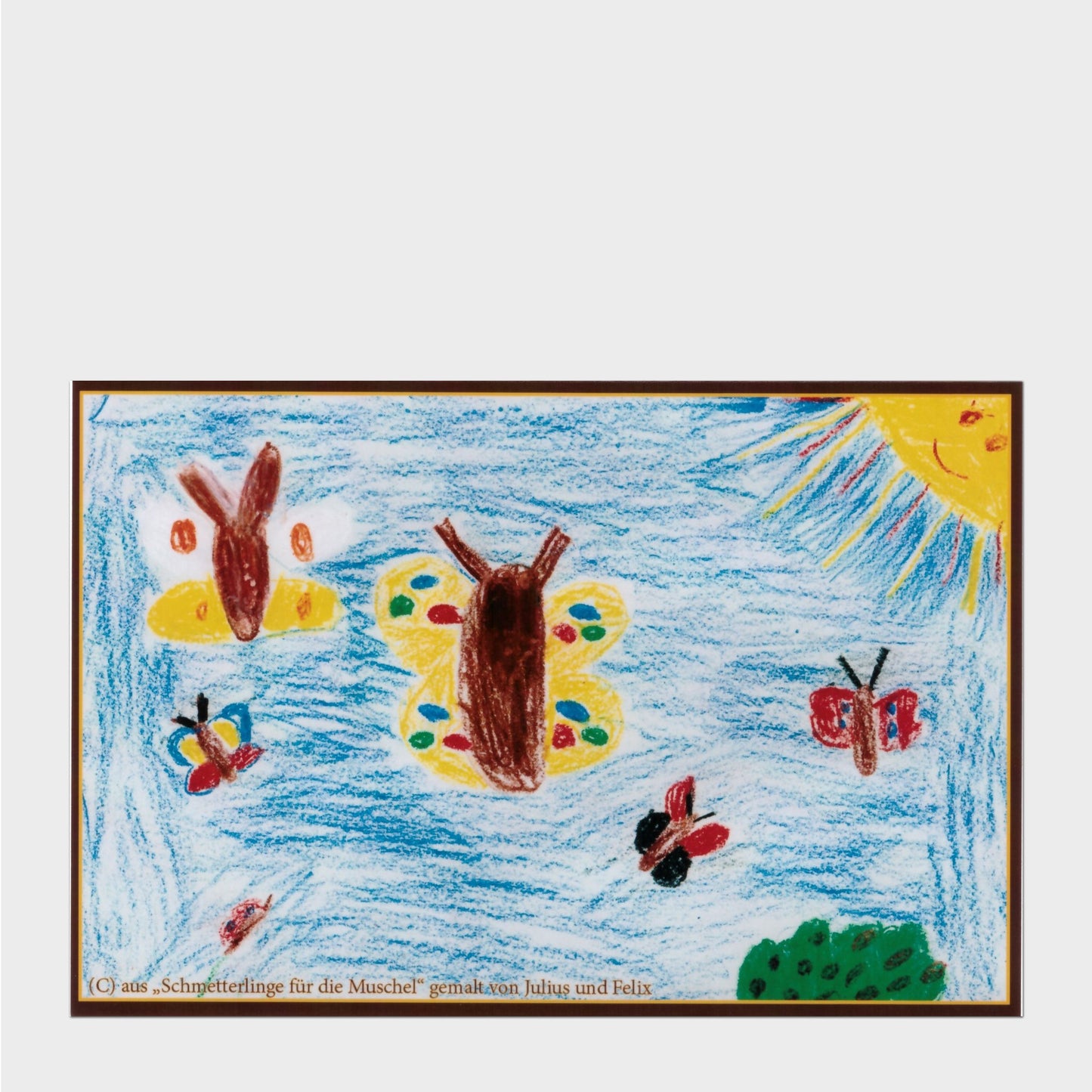 Grußkarte mit bunten Schmetterlingen gemalt von einem Kind